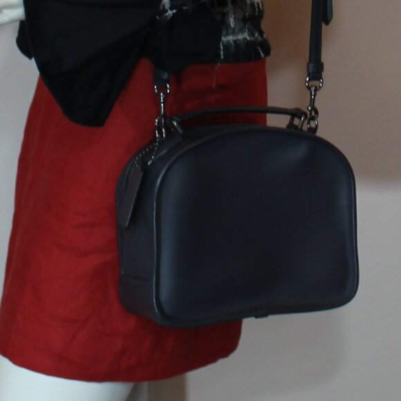 Coach Lunch Pail shoulder navy bag - Picture 3 of 9